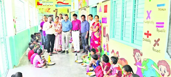 బడుల బలోపేతానికి తోడ్పాటునివ్వాలి