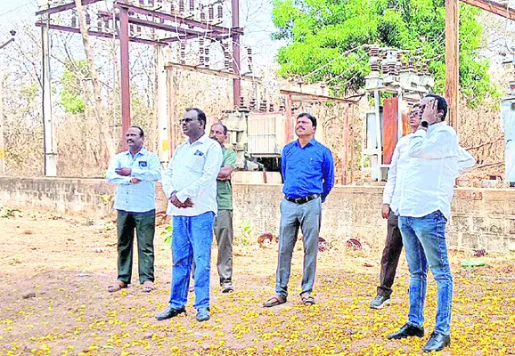 విద్యుత్ సిబ్బంది అప్రమత్తంగా ఉండాలి