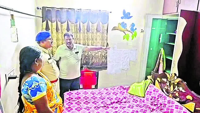 కావలిలో చెలరేగిన దొంగలు