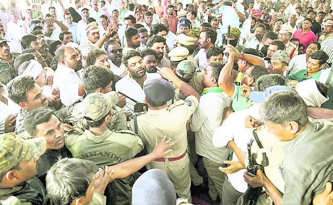 ● రాష్ట్ర మంత్రులు పొంగులేటి, సీతక్క ● భోరజ్ మండలం పూస
