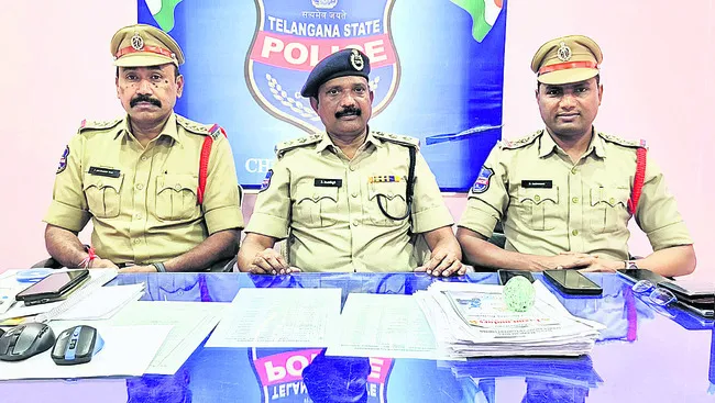 ‘మావోయిస్టుల సిద్ధాంతాలకు కాలం చెల్లింది’