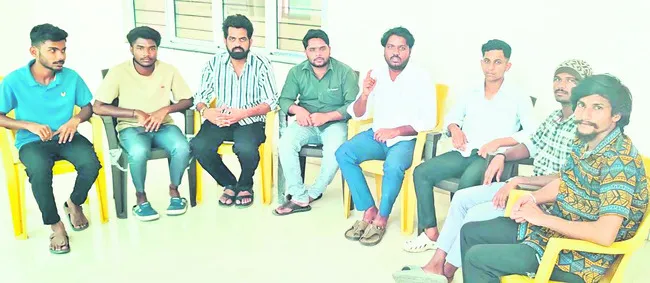 అక్రమ నియామకాలపై కలెక్టర్ స్పందించాలి