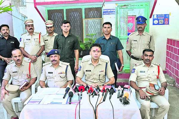బెట్టింగ్పై ఉక్కుపాదం