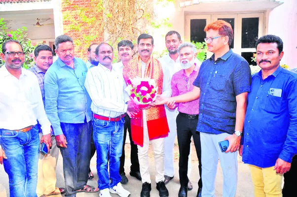 భూసమస్యల పరిష్కారంపై ప్రభుత్వం దృష్టి