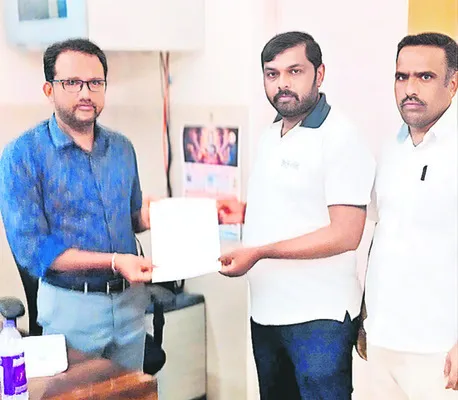 నిర్లక్ష్యం వహించే వైద్య సిబ్బందిపై చర్యలేవీ?