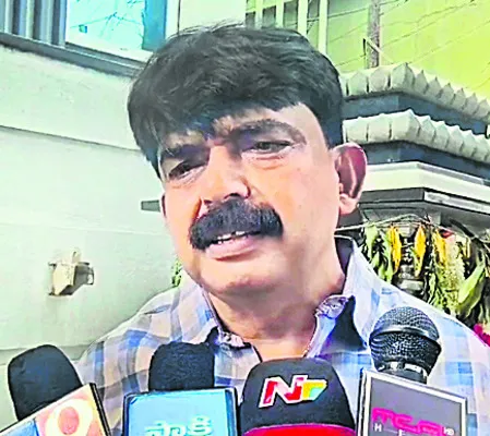 బెదిరేది లేదు.. వైఎస్సార్ సీపీని వీడేది లేదు