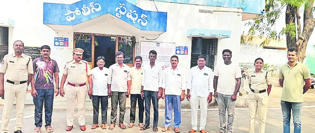 హెచ్సీయూ భూములు కాపాడండి
