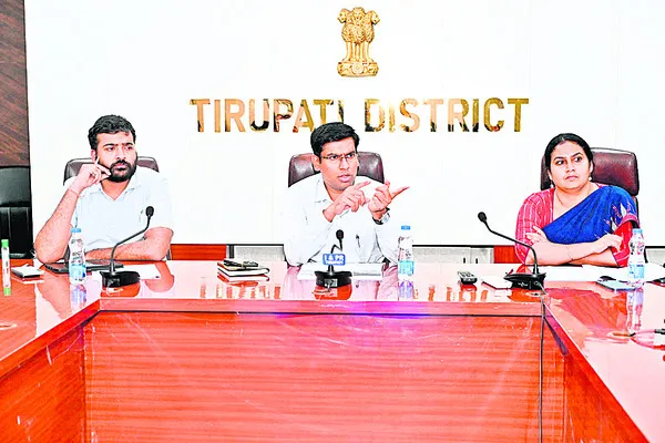 చెరువుల సుందరీకరణే లక్ష్యం