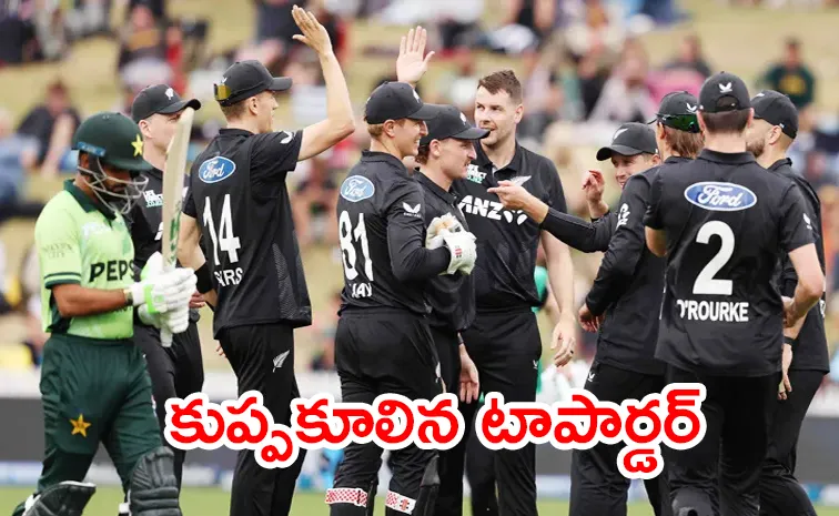 Hay Sears Shine New Zealand Beat Pakistan By 84 Runs Clinch ODI Series