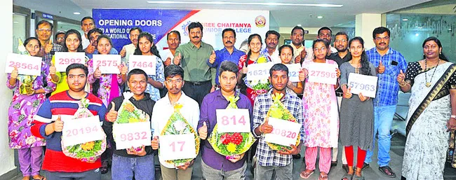 శ్రీచైతన్య విద్యాసంస్థల విజయకేతనం