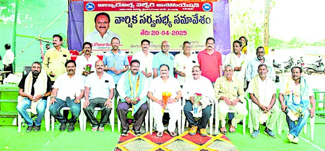 ఆక్వా డెవిల్స్ కొత్త కార్యవర్గం
