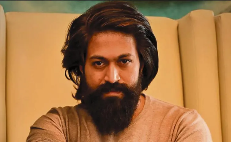 Yash all set to commence shooting for Ramayana11
