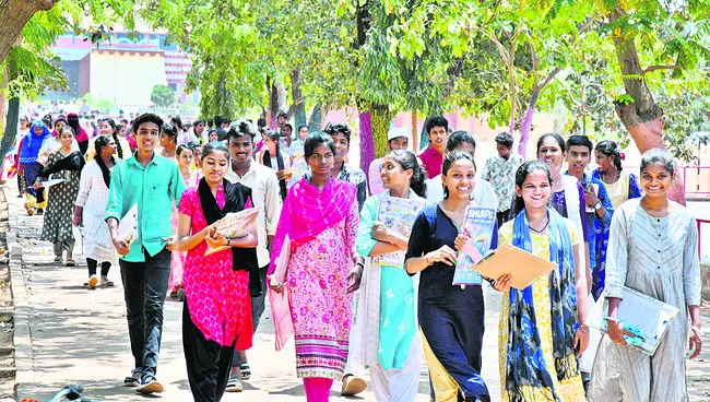 పదిలో