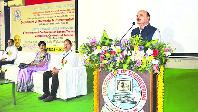 భవిష్యత్తుకు టెక్నాలజీ కీలకం