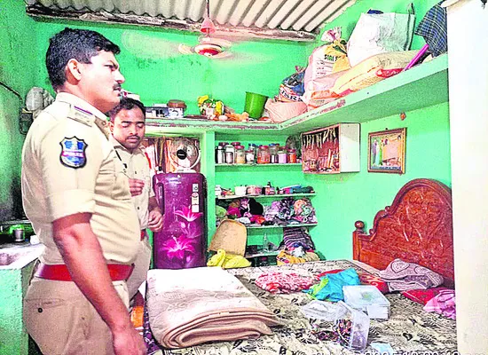 లింగాపూర్లో దొంగతనం