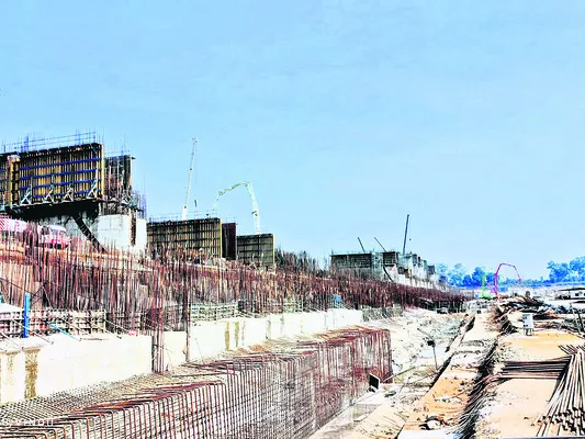 ‘సీతారామ’పై నజర్