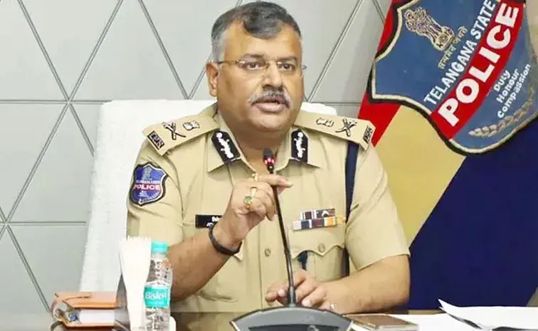 Telangana DGP Jitender About Pakistanis In The State