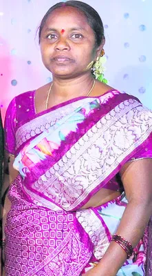 లక్కేపూర్ శివారులో మహిళ హత్య