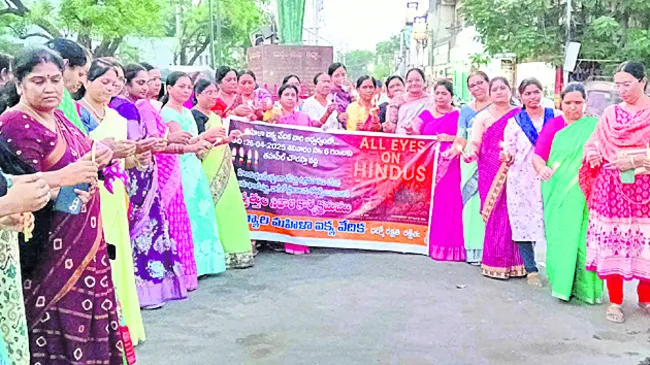 ఉగ్రవాదుల దాడి మృతులకు నివాళి