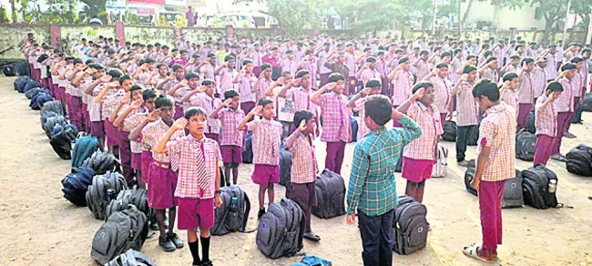 సర్కారు బడిలో వేసవి శిక్షణ