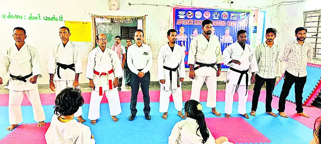 బాలిక