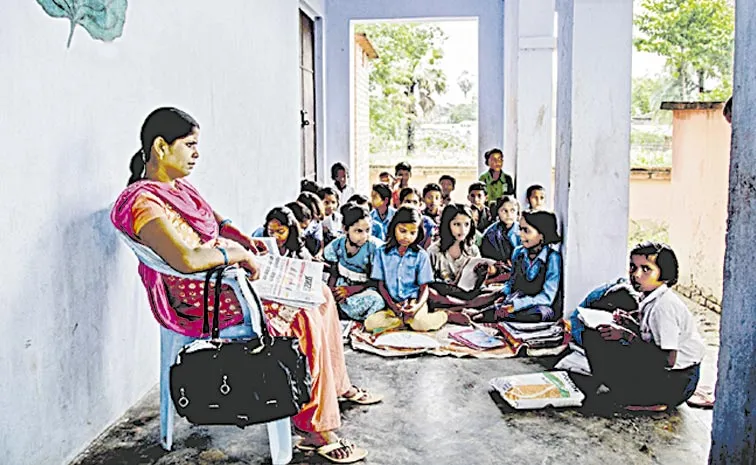 Save government primary schools in Andhra Pradesh: APTA