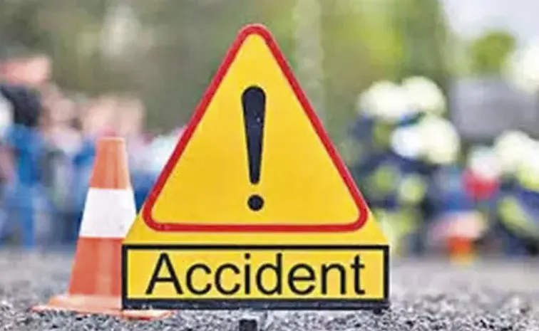Car Hits container In Tirupati District