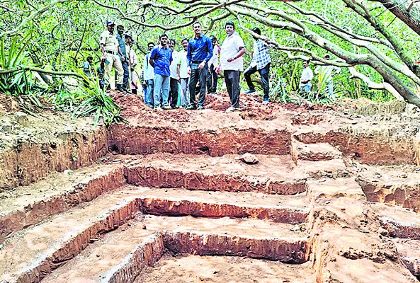 ఫాంపాండ్స్తో భూగర్భ జలాల పెంపు