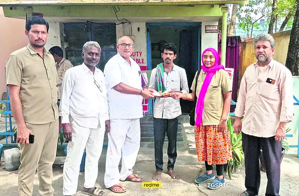 ఇందిరమ్మ ఇళ్లకు ఇసుక కోసం రీచ్ల పరిశీలన