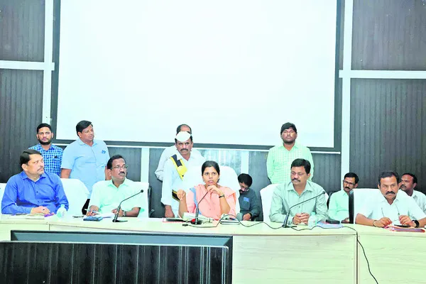 ఉత్సవాలను విజయవంతం చేయాలి