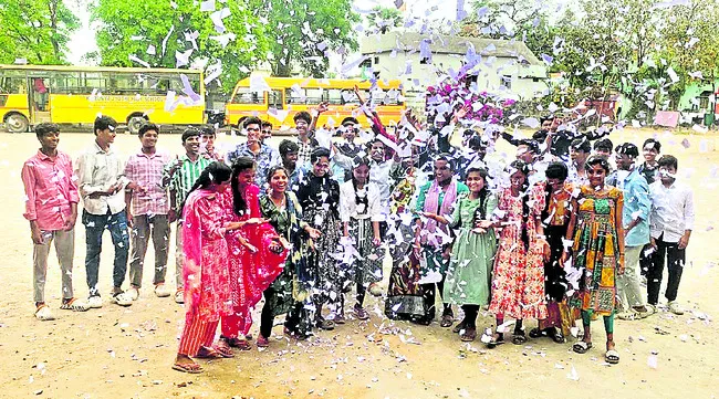 7 నుంచి టెన్త్ స్పాట్