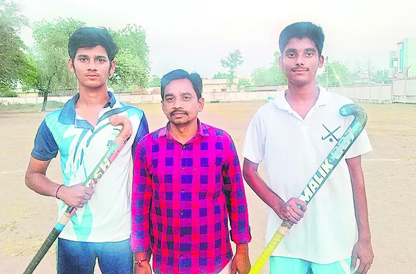 ఎయిడెడ్ పాఠశాలల సమాచారం ఇవ్వండి