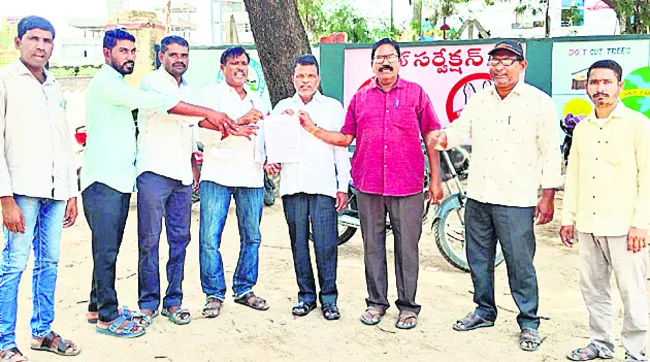 బీసీ డిక్లరేషన్ అమలు చేయాలి