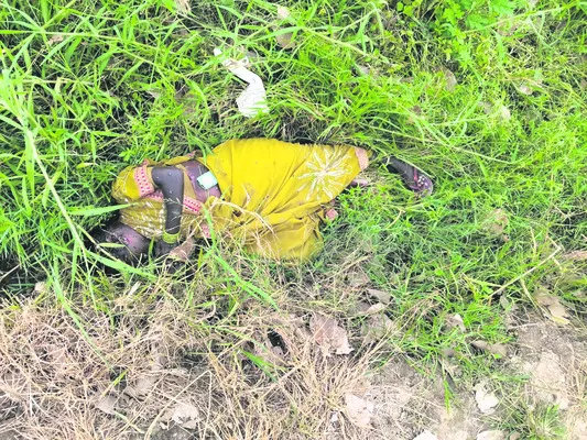 వేర్వేరు చోట్ల్ల ముగ్గురి మృతి
