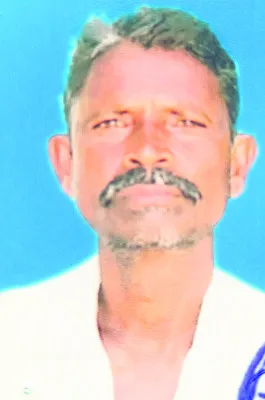 విద్యుత్ వైర్లు తగిలి రైతు దుర్మరణం