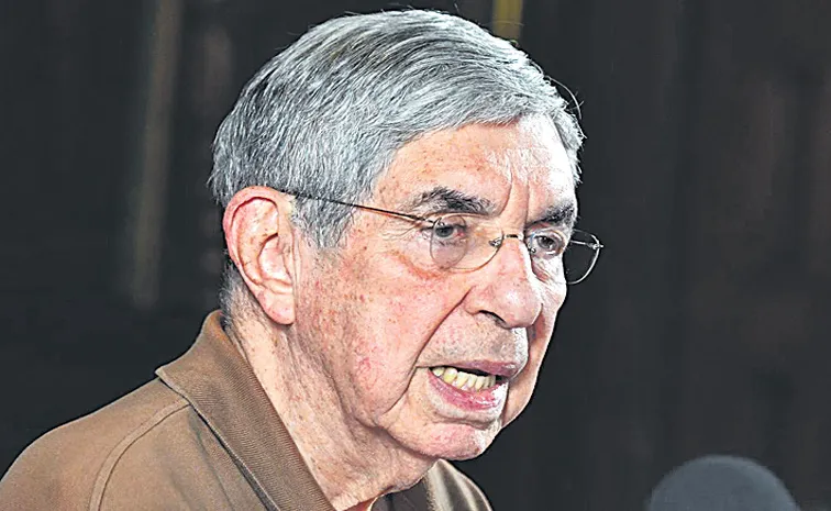 US cancels visa of Nobel Peace Prize winner Oscar Arias