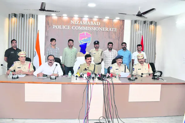 మహిళ హత్యకేసులో ఒకరి అరెస్ట్