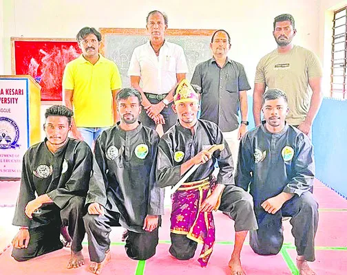 ఏకేయూ పెన్ కాక్ సిలాట్ పురుషుల జట్టు ఎంపిక