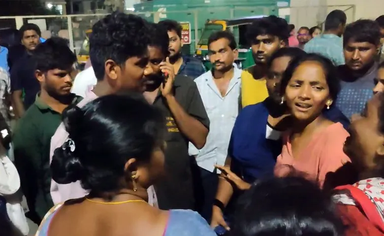 Boy Dies In Stray Dog Attack In Guntur Swarna Bharathi Nagar