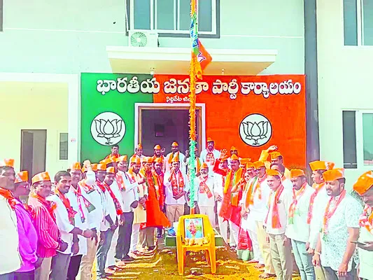 దేశ ఖ్యాతిని ప్రపంచానికి చాటిన మోదీ