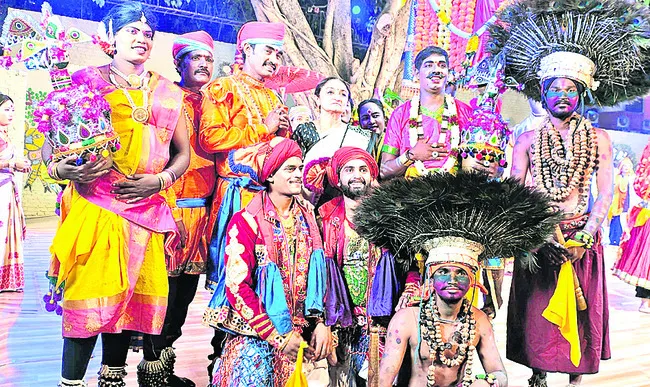ఢిల్ల