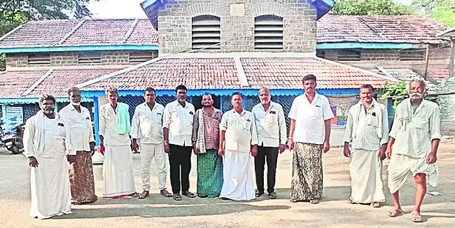 ఎరువుల వ్యాపారి ఉడాయింపు