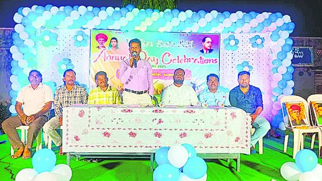 విద్యార్థులు ఉన్నతస్థాయిలో స్థిరపడాలి