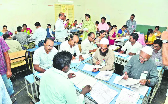 మూల్యాంకన ప్రక్రియ పటిష్టంగా చేపట్టాలి