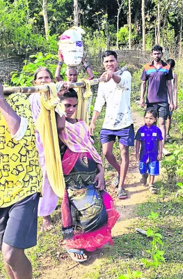 ●డోలీలో ప్రసవ వేదన..