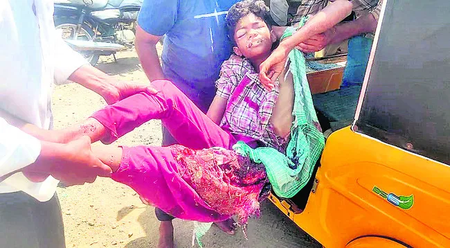 రోడ్డుప్రమాదంలో వ్యక్తి మృతి