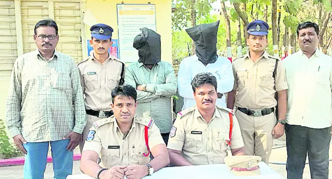 ఇద్దరు మట్కా నిర్వాహకుల అరెస్ట్