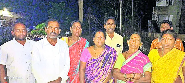 భూ వివాదంలో కిరాయి వ్యక్తుల దౌర్జన్యం