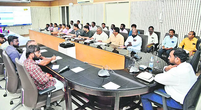 భూముల రీ సర్వే ఆన్లైన్లో సక్రమంగా నమోదు చేయాలి