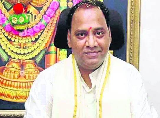 తెలంగాణ సీఎం పీఎస్గా శ్రీనివాసరాజు